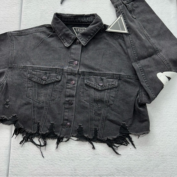 New Womens Cropped Denim Distressed Black jean jacket Trio Urban Size Small - Picture 8 of 9